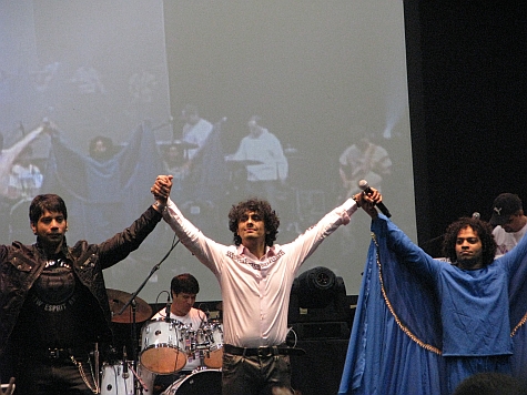 Sonu Niigaam in Toronto Explosion 2009 Tour